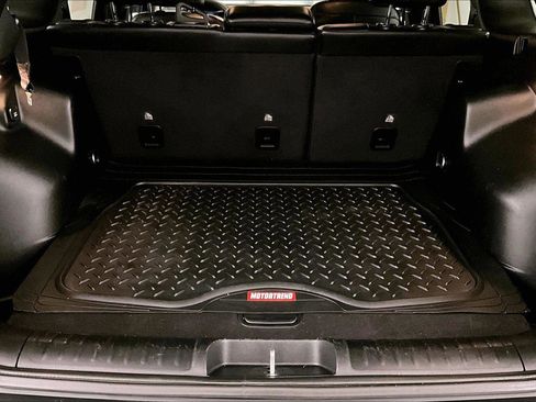 Used 2020 Jeep Cherokee Latitude Plus image 34