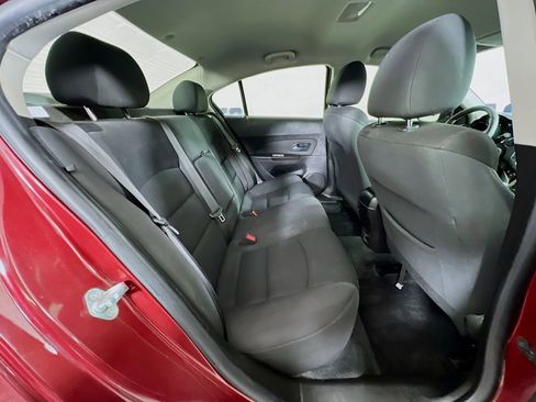 Used 2015 Chevrolet Cruze LT FWD image 24