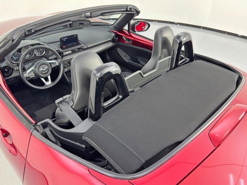 Used 2023 MAZDA MX-5 Miata Club w/ Brembo/BBS Recaro Package image 35