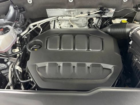Used 2024 Volkswagen Atlas SE FWD image 36