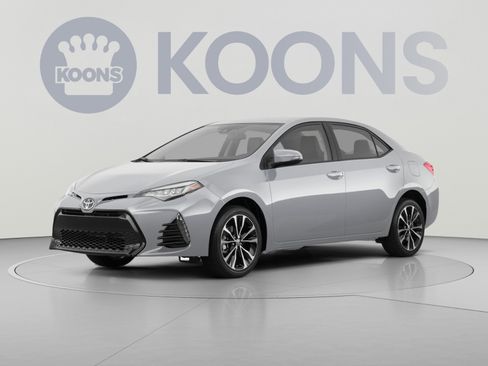 Used 2018 Toyota Corolla LE FWD image 1