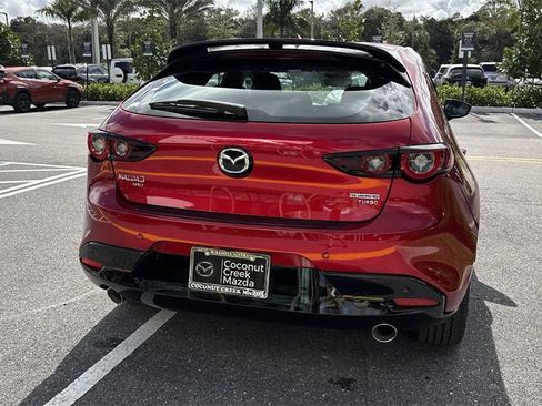 New 2026 MAZDA MAZDA3 Hatchback w/Premium Plus Pkg image 26