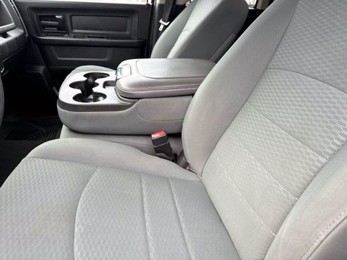 Used 2018 RAM 1500 Express w/ Express Value Package image 12