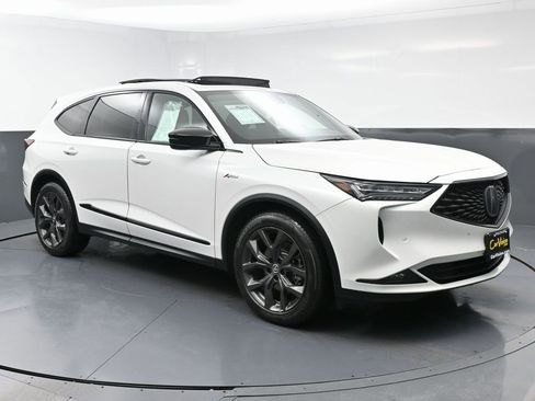 Used 2023 Acura MDX A-Spec image 3