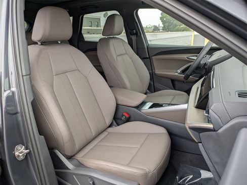 New 2025 Audi Q5 Premium Plus image 10