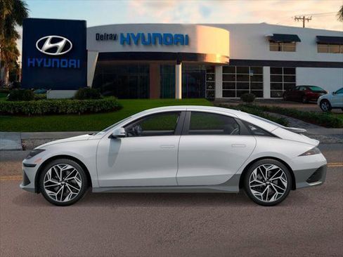 New 2025 Hyundai Ioniq 6 SEL image 3