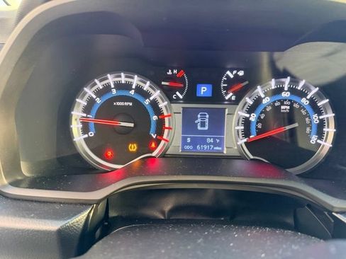 Used 2016 Toyota 4Runner Limited RWD image 2