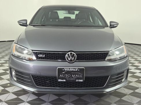 Used 2014 Volkswagen Jetta GLI FWD image 2
