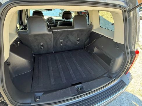 Used 2016 Jeep Patriot High Altitude image 27