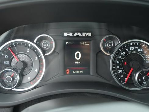 Used 2024 RAM 2500 Big Horn AWD/4WD image 29