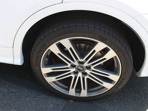 Used 2018 Audi SQ5 Prestige w/ Prestige Package AWD/4WD image 79