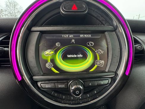 Used 2016 MINI Cooper 2-Door Hardtop image 21