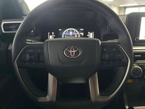 Used 2024 Toyota Tacoma SR5 AWD/4WD image 21