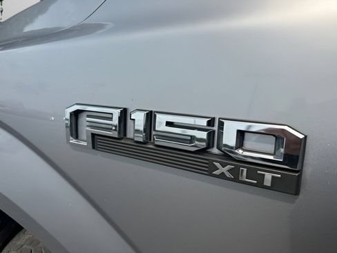 Used 2020 Ford F150 XLT w/ Equipment Group 302A Luxury AWD/4WD image 13
