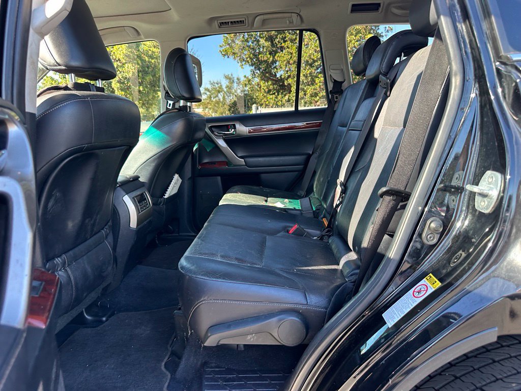 Used 2013 Lexus GX 460 w/ Convenience Pkg AWD/4WD image 9