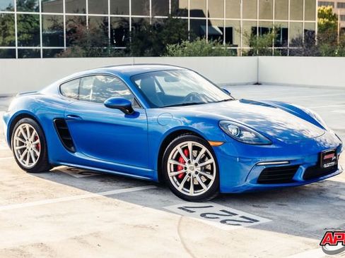 Used 2017 Porsche 718 Cayman S image 39
