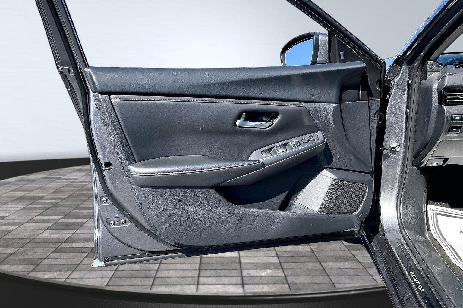 Certified 2025 Nissan Sentra SV w/ Trunk Package FWD image 23