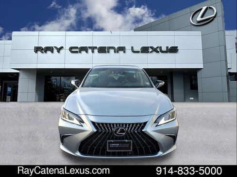 Certified 2023 Lexus ES 350 w/ Premium Package image 2