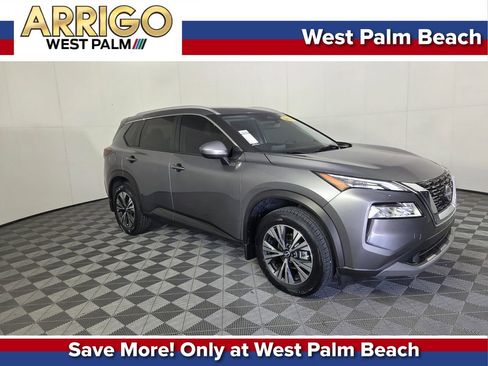 Used 2023 Nissan Rogue SV w/ SV Premium B Package FWD image 1