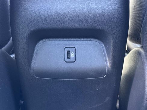 Certified 2024 Nissan Sentra SV image 17