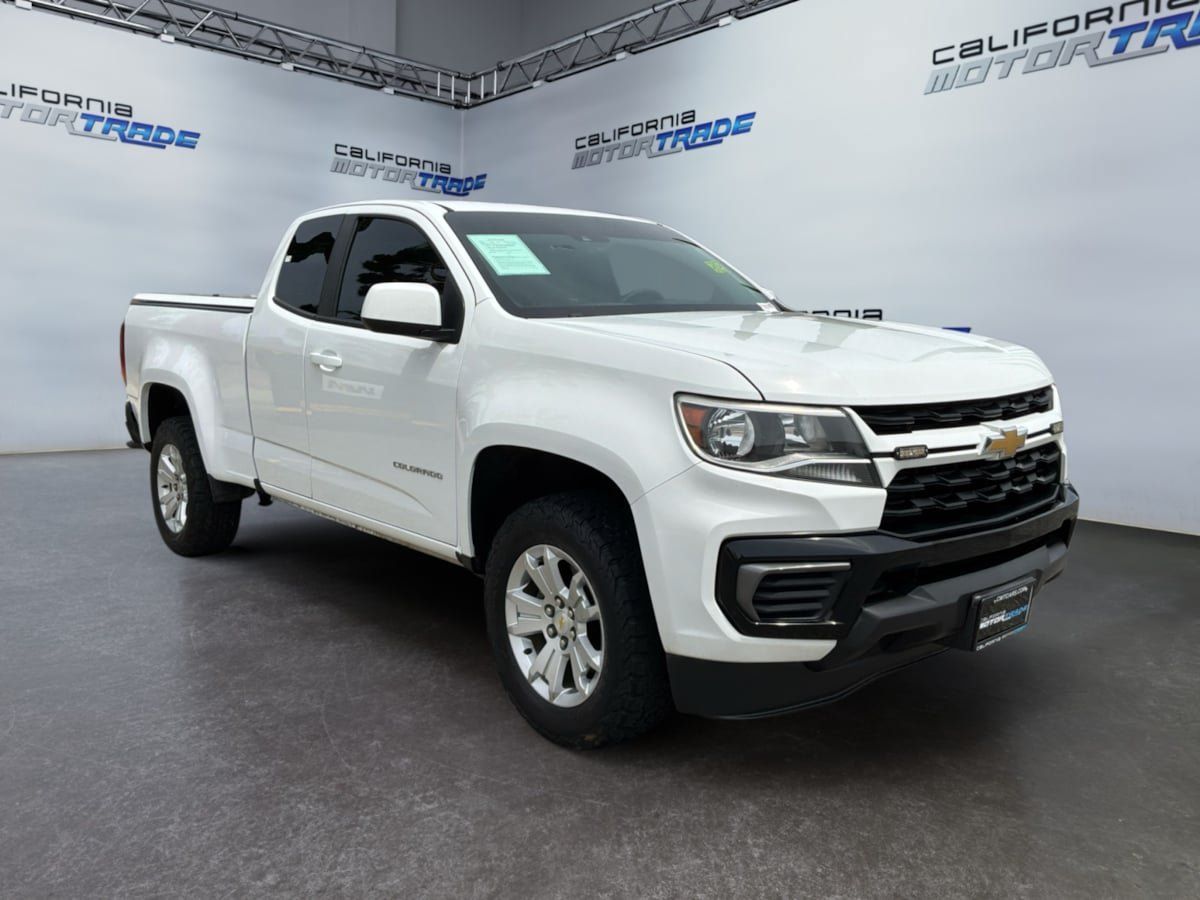 Used 2022 Chevrolet Colorado LT w/ Fleet Safety Package RWD image 3