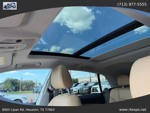 Used 2019 Audi Q8 Premium w/ Convenience Package AWD/4WD image 48