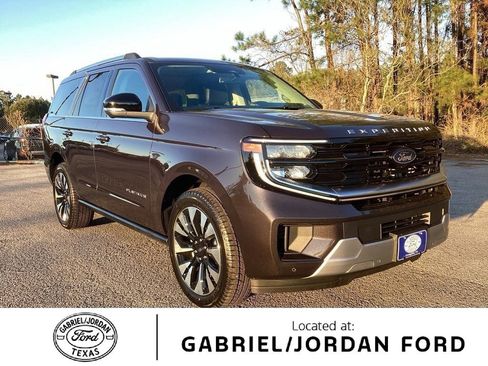 New 2026 Ford Expedition Platinum w/ Driver's Package AWD/4WD image 1