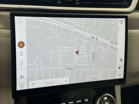 Used 2026 Jaguar F-PACE R-Dynamic S image 25