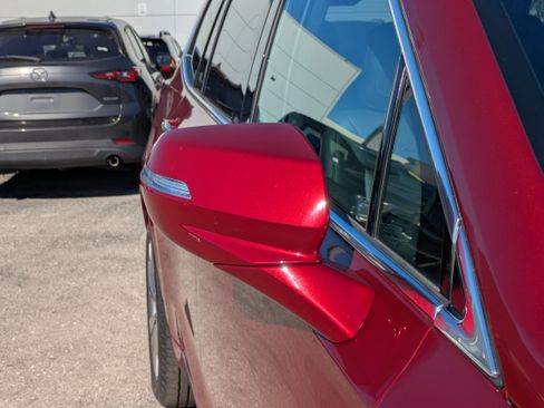 Used 2024 Cadillac XT6 Premium Luxury image 12