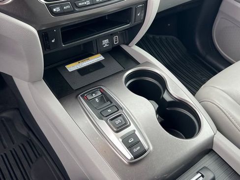 Used 2021 Honda Pilot Special Edition image 17