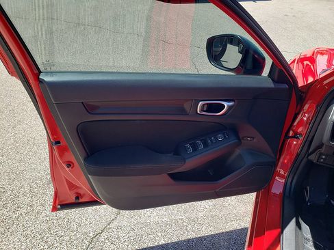 Used 2023 Honda Civic Sport image 10