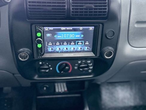 Used 2011 Ford Ranger XL image 14