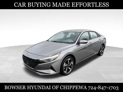 Used 2023 Hyundai Elantra SEL w/ Convenience Package