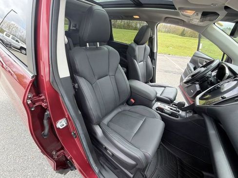 Used 2023 Subaru Ascent Limited w/ Technology Package AWD/4WD image 29