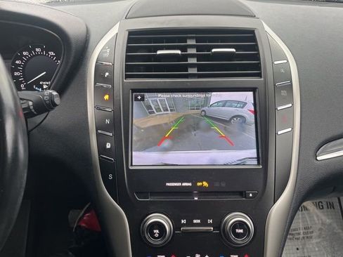 Used 2019 Lincoln MKC Reserve image 23