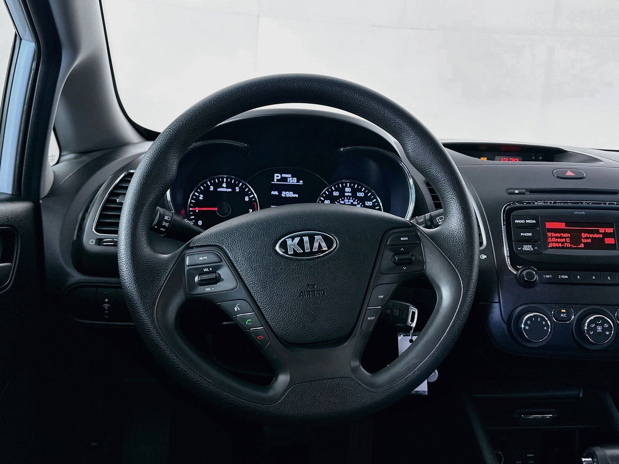 Used 2017 Kia Forte LX FWD image 17