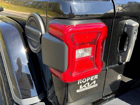 Used 2020 Jeep Wrangler Unlimited Rubicon image 28