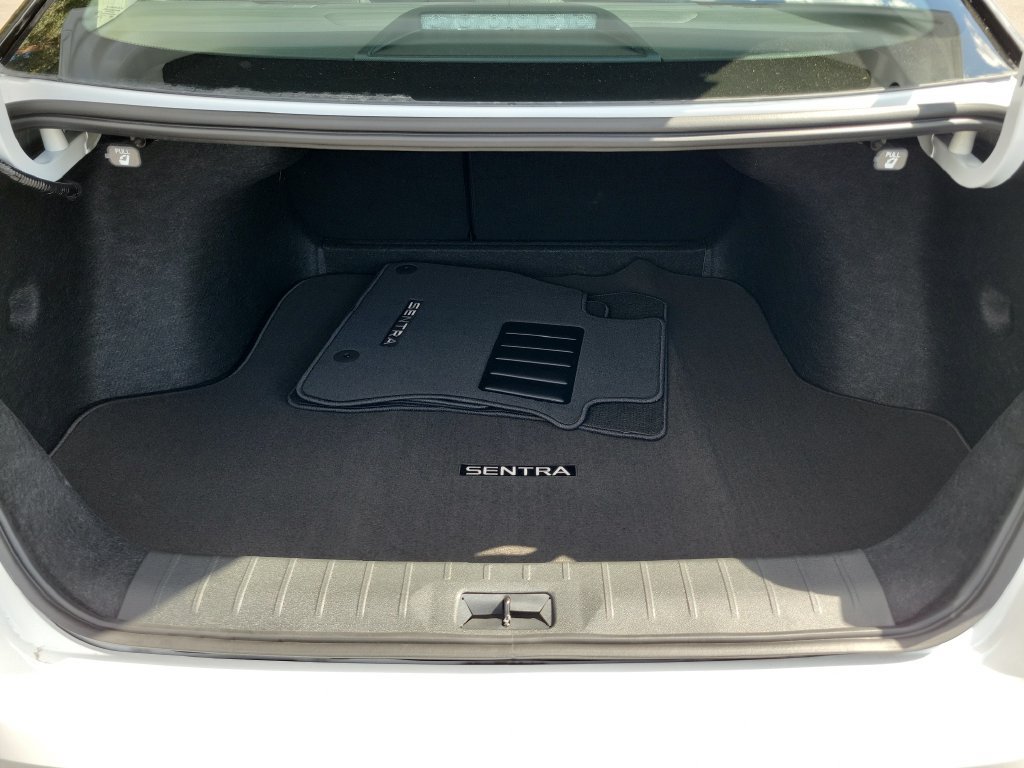 New 2026 Nissan Altima 2.5 SV FWD image 13