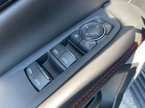 New 2025 GMC Yukon AT4 Ultimate image 12