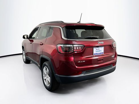 Used 2022 Jeep Compass Latitude w/ Sun and Sound Group AWD/4WD image 7