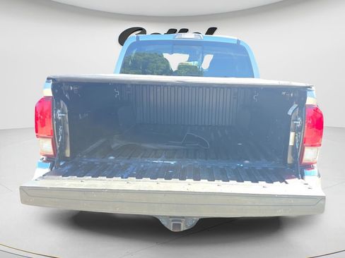 Used 2021 Toyota Tacoma SR5 image 12