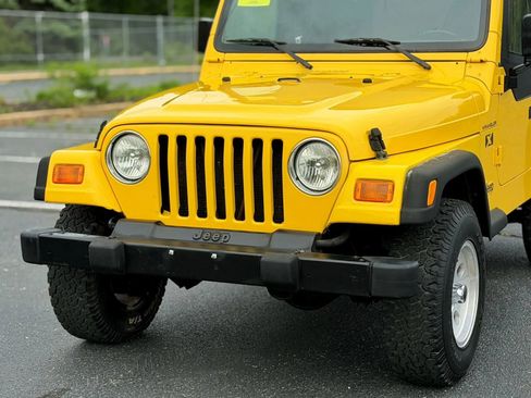 Used 2002 Jeep Wrangler X AWD/4WD image 16