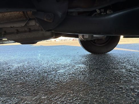 Used 2021 Ford E-350 and Econoline 350 Super Duty w/ Power Windows & Locks Group image 22