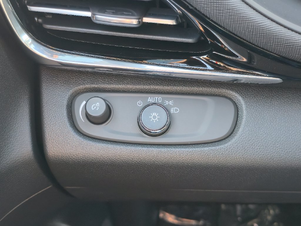New 2026 Buick Envista Sport Touring w/ Convenience I Package FWD image 18