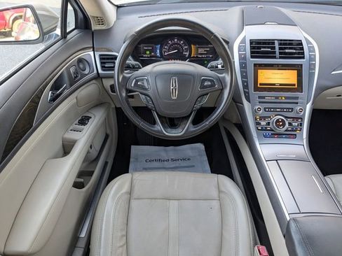 Used 2018 Lincoln MKZ Reserve image 15