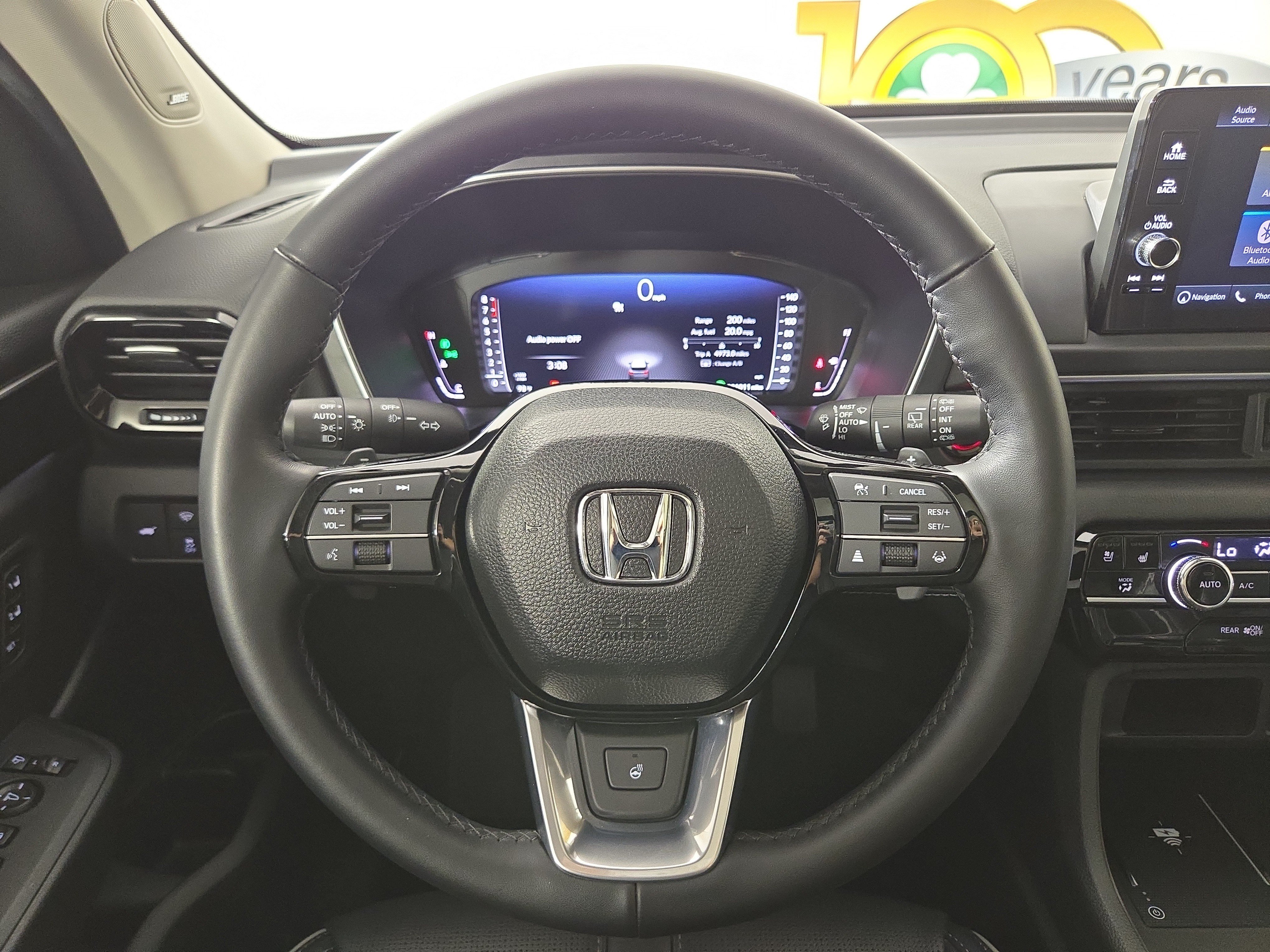 Used 2025 Honda Pilot Elite image 15