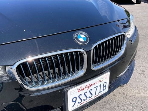Used 2018 BMW 330e w/ Convenience Package RWD image 28