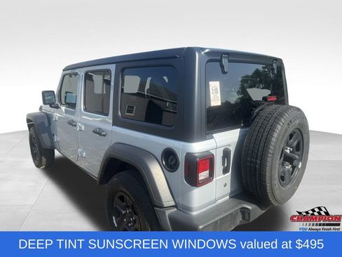 Used 2022 Jeep Wrangler Unlimited Sport image 4