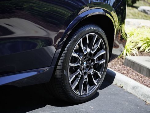 Used 2026 BMW X5 xDrive40i w/ Executive Package AWD/4WD image 11