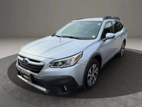 Used 2020 Subaru Outback Limited AWD/4WD image 11